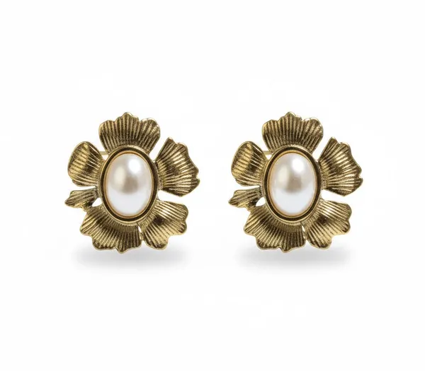 Gold_Kanak_Pushp_Earrings_For_Women